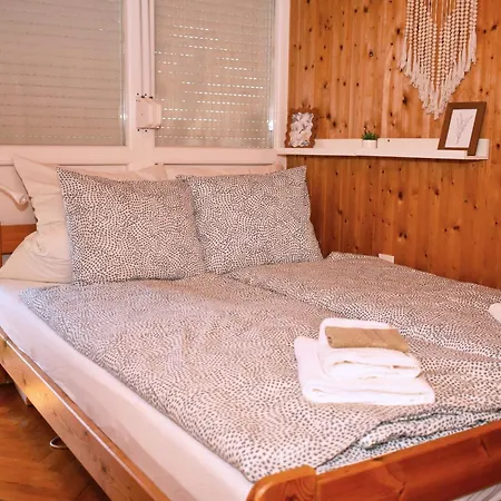 アパート Kuczko Balatonalmádi