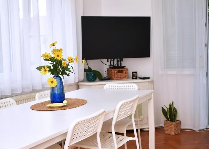 Kuczko Apartment Balatonalmadi